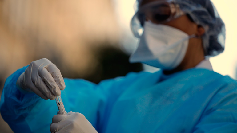 Ρωσία: Ολοκληρώθηκε η πρώτη φάση για την παρασκευή του εμβολίου κατά του κορωνοϊού